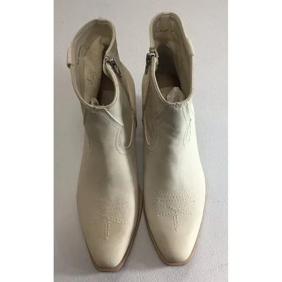 Dolce Vita Western Boots Shoe Women 7.5 Off White Leather Pull On Ankle Boot 🤍 - Picture 2 of 5